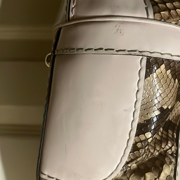 COPY - $4000 Authentic Gucci Dionysus Cruise Limited Edition Python Satchel 18”… - Picture 13 of 16